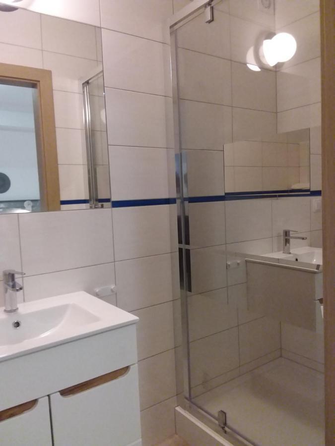 Dworek Akacja Uslugi Hotelarskie Janowiec Exterior foto